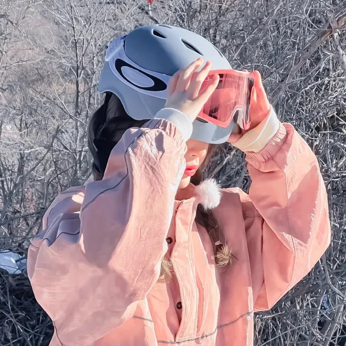 女皇陵下的风流娘们